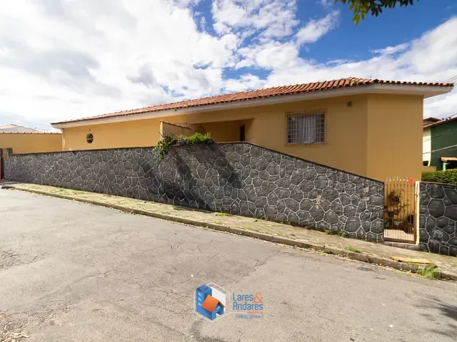 Casa com 180m² 5 quartos e 4 banheiros, à venda, no bairro Jardim Marisa em São Paulo