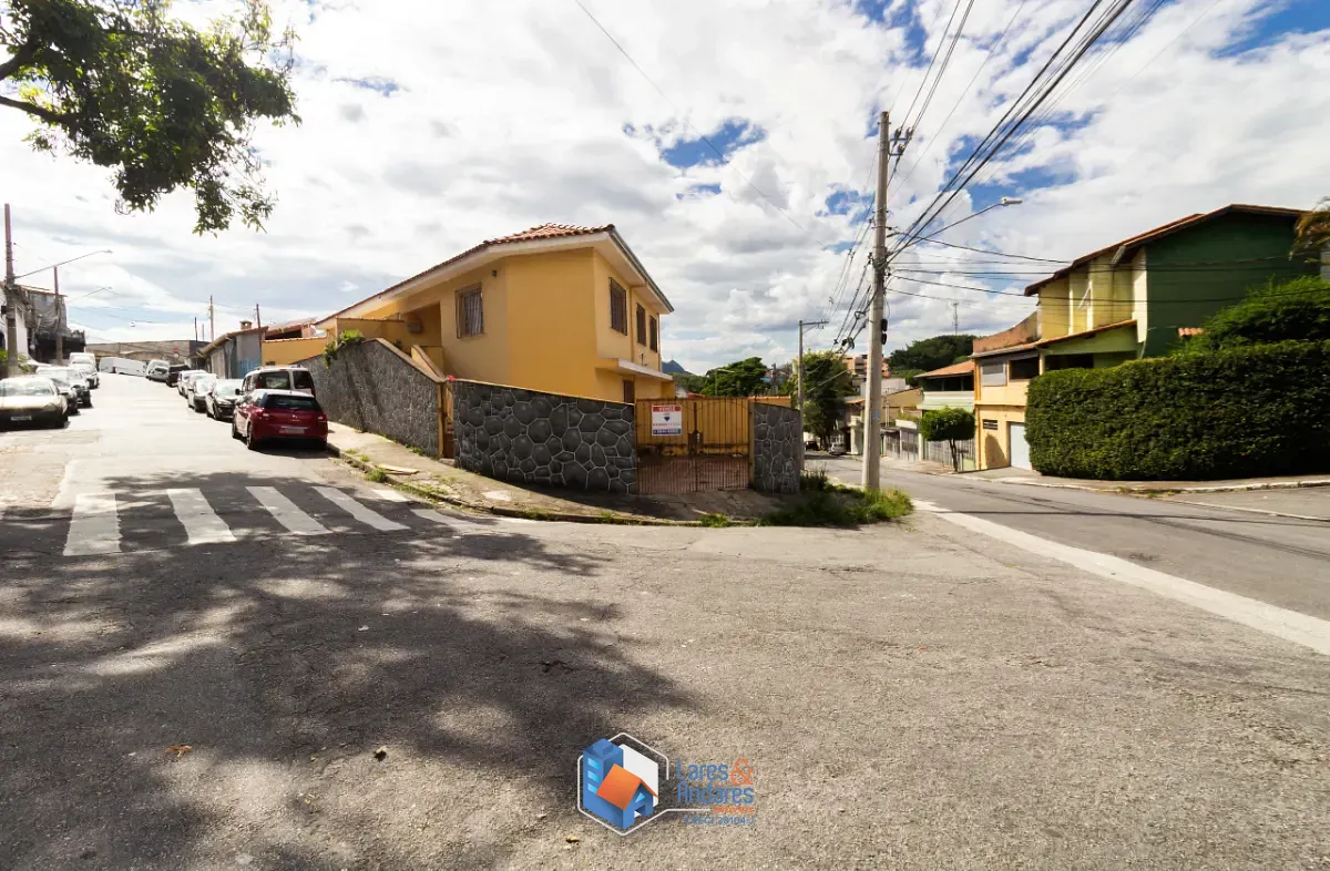 Casa, 5 quartos, 180 m² - Foto 2