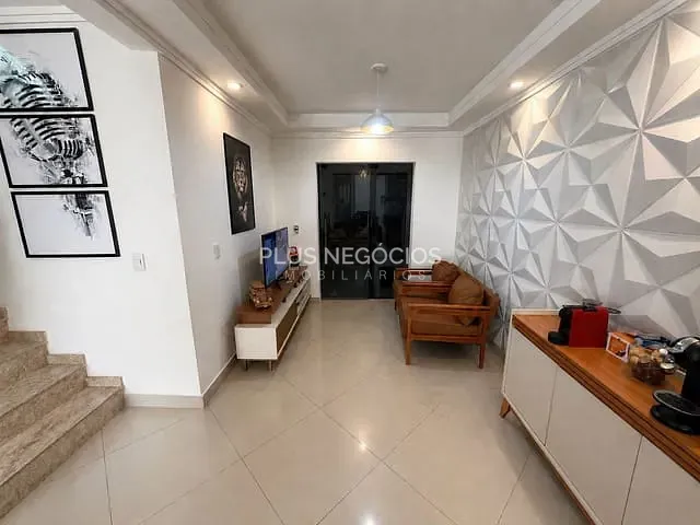 Casa com 207m² 3 quartos e 2 banheiros, à venda, no bairro Vossoroca em Votorantim