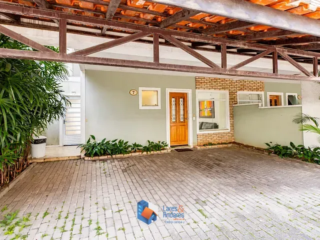 Casa com 220m² 2 quartos e 2 banheiros, à venda, no bairro Jardim Aeroporto em São Paulo