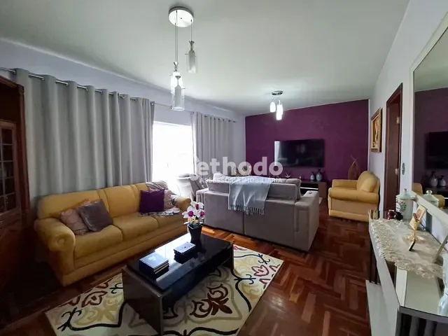 Casa com 327m² 3 quartos e 3 banheiros, à venda, no bairro Vila Nogueira em Campinas