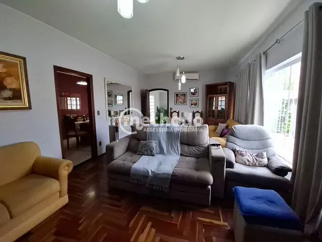 Casa com 327m² 3 quartos e 3 banheiros, à venda, no bairro Vila Nogueira em Campinas
