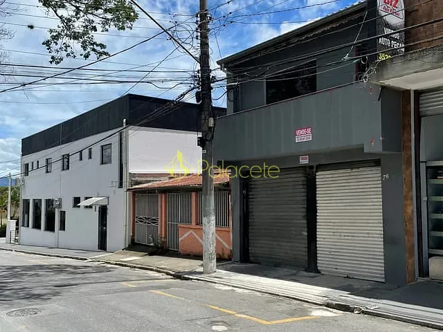 Casa 3 quartos e 2 banheiros, à venda, no bairro Chácara da Galega em Pindamonhangaba