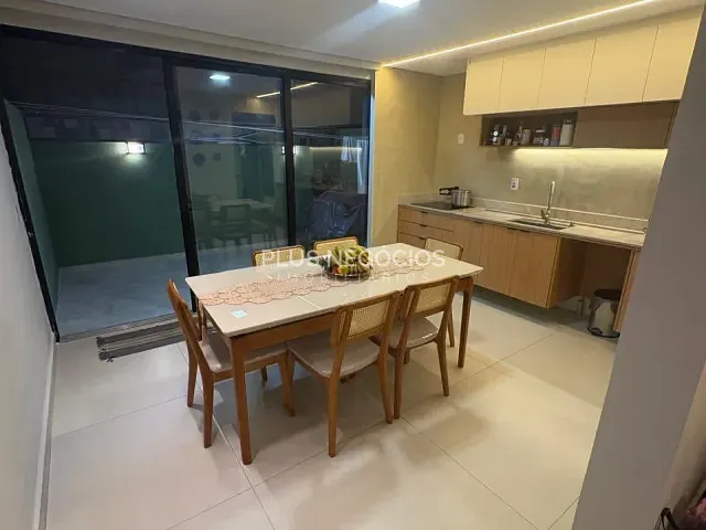 Casa com 110m² 2 quartos e 2 banheiros, à venda, no bairro Vossoroca em Votorantim