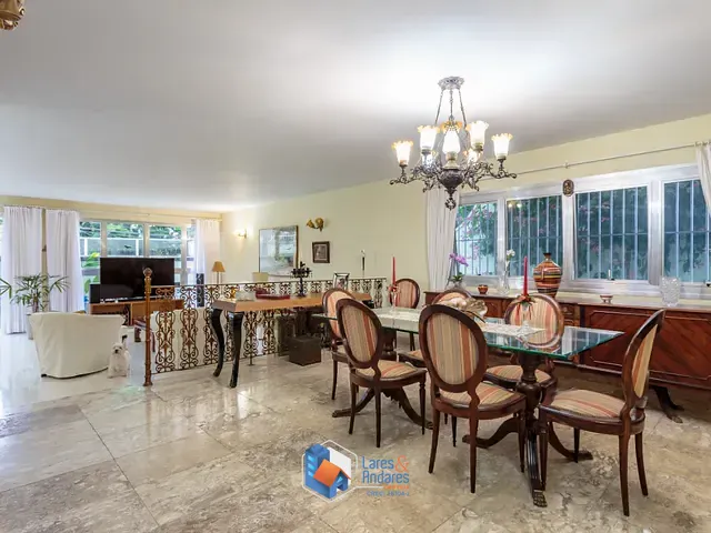Casa com 314m² 3 quartos e 5 banheiros, à venda, no bairro Retiro Morumbi em São Paulo