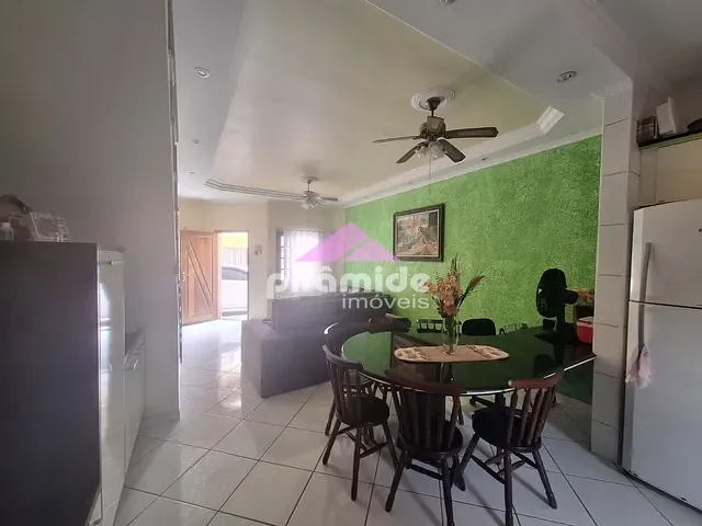 Casa com 104m² 3 quartos e 4 banheiros, à venda, no bairro Massaguaçu em Caraguatatuba