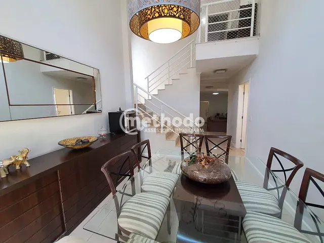 Casa com 400m² 3 quartos e 4 banheiros, à venda, no bairro Chácaras Alpina em Valinhos