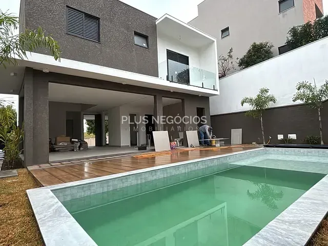 Casa 3 quartos e 4 banheiros, à venda, no bairro Green Valley em Votorantim