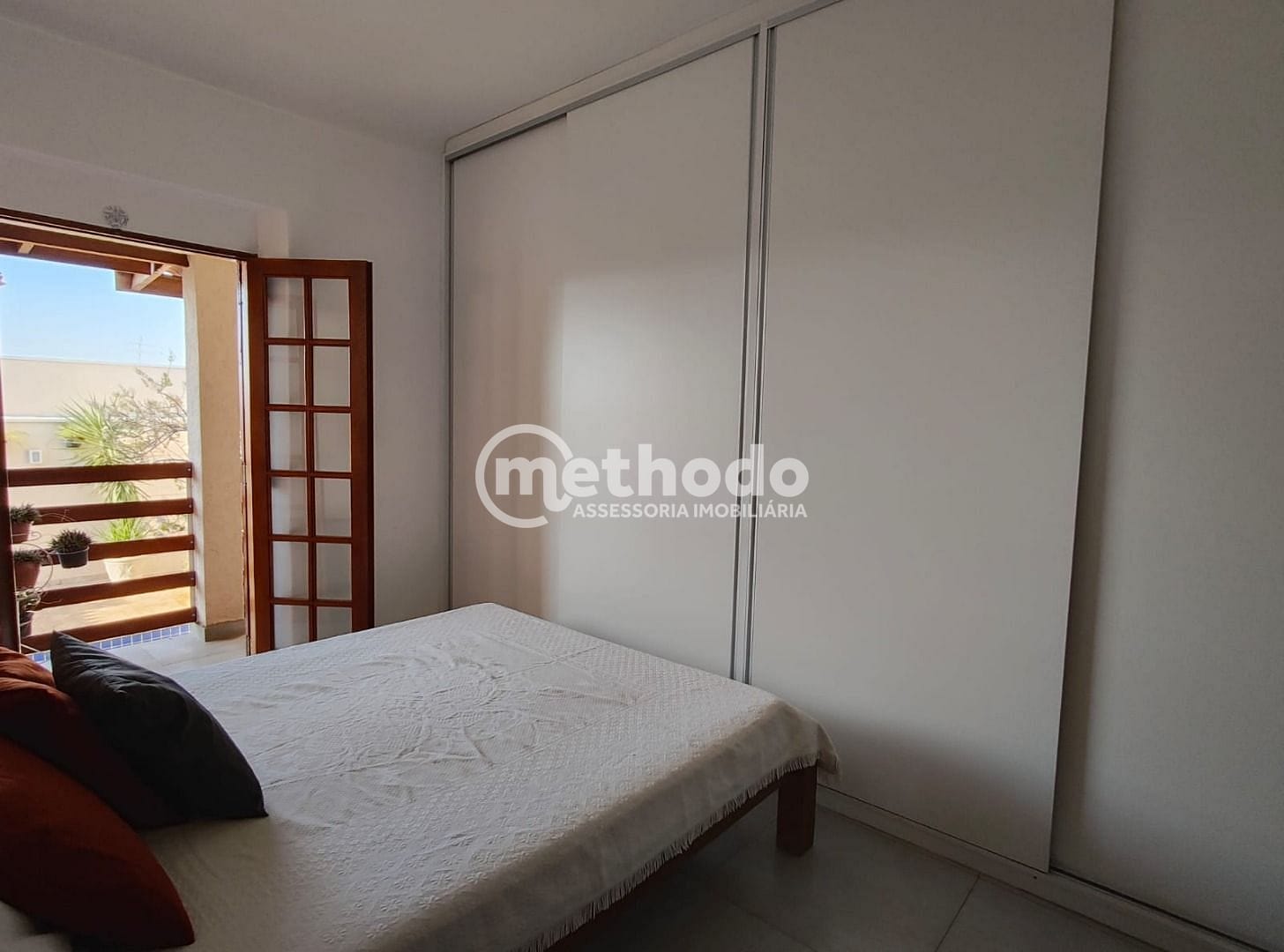 Casa, 4 quartos, 240 m² - Foto 12