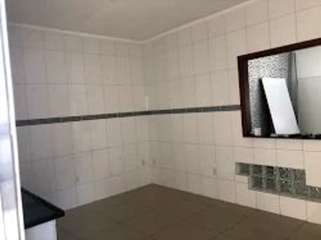 Casa com 300m² 3 quartos e 2 banheiros, à venda, no bairro Mantiqueira em Pindamonhangaba