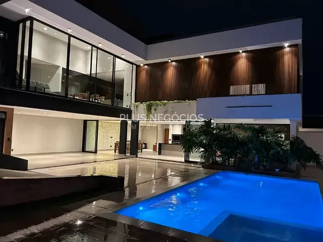 Casa com 611m² 4 quartos e 6 banheiros, para alugar, no bairro Jardim Pagliato em Sorocaba