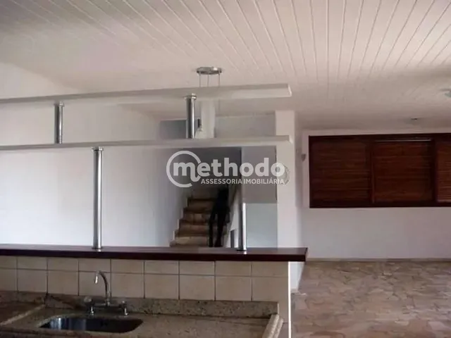 Casa com 300m² 3 quartos e 4 banheiros, à venda, no bairro Conjunto Habitacional Vila Santana (Sousas) em Campinas
