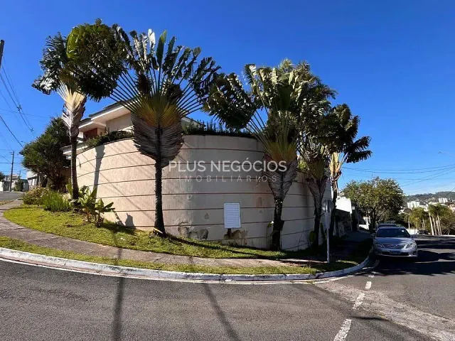 Casa com 356m² 3 quartos e 6 banheiros, para alugar, no bairro alto do boa vista em Sorocaba