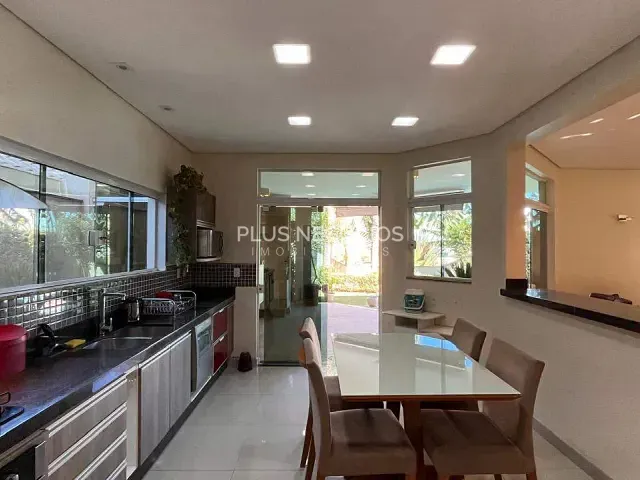 Casa com 356m² 3 quartos e 6 banheiros, para alugar, no bairro alto do boa vista em Sorocaba
