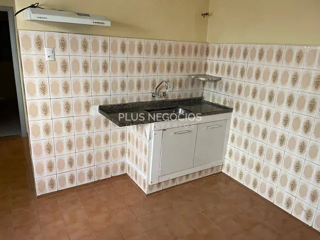 Casa com 157m² 3 quartos e 2 banheiros, à venda, no bairro Vila Trujillo em Sorocaba