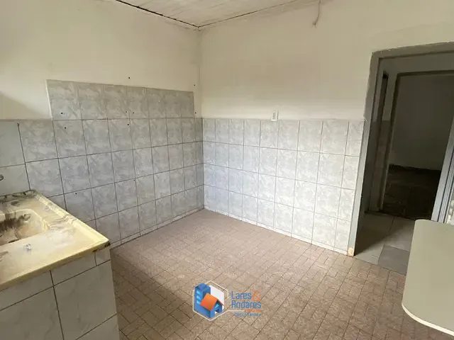 Casa com 200m² 2 quartos e 2 banheiros, à venda, no bairro Vila Serralheiro em São Paulo