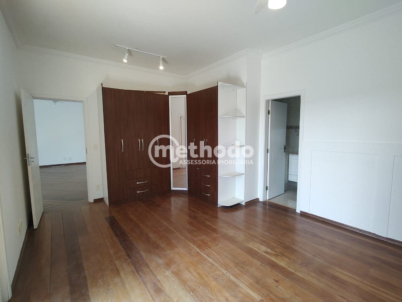 Casa, 3 quartos, 356 m² - Foto 25