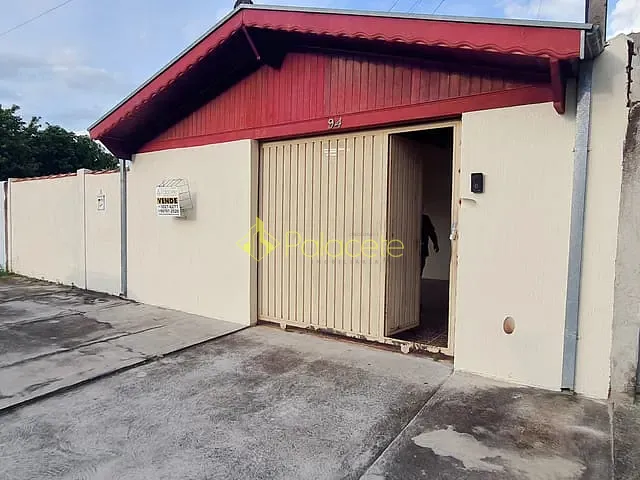 Casa com 264m² 3 quartos e 2 banheiros, à venda, no bairro Mantiqueira em Pindamonhangaba