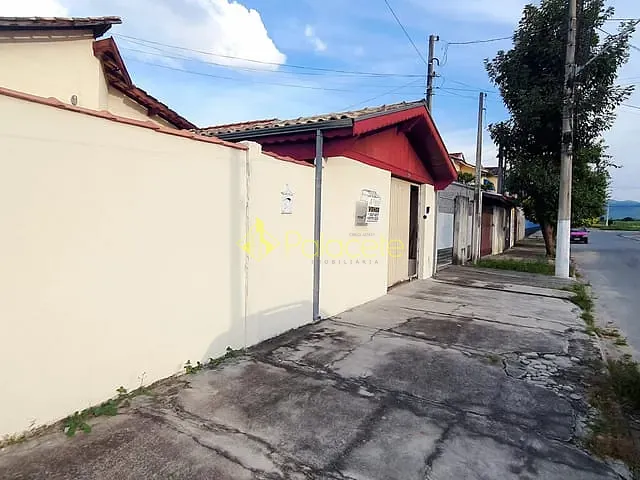 Casa com 264m² 3 quartos e 2 banheiros, à venda, no bairro Mantiqueira em Pindamonhangaba