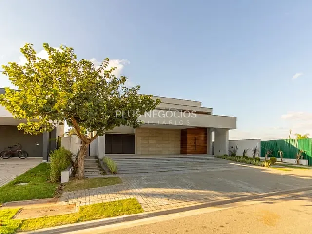 Casa 3 quartos e 5 banheiros, à venda, no bairro Alphaville Nova Esplanada 3 em Votorantim