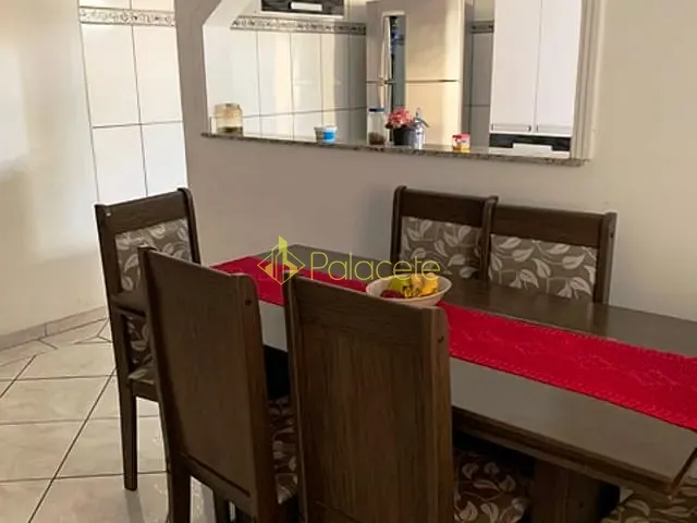 Casa com 300m² 3 quartos e 1 banheiro, à venda, no bairro Loteamento Residencial Andrade em Pindamonhangaba