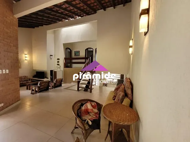 Casa com 360m² 5 quartos e 4 banheiros, à venda, no bairro Park Imperial em Caraguatatuba