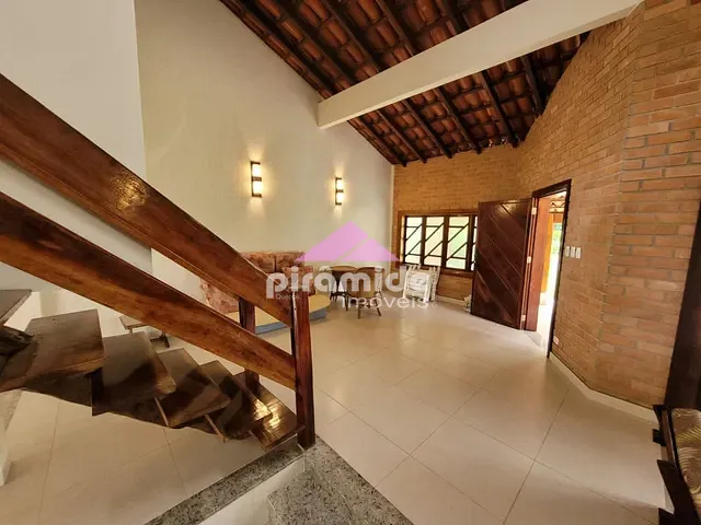 Casa com 360m² 5 quartos e 4 banheiros, à venda, no bairro Park Imperial em Caraguatatuba