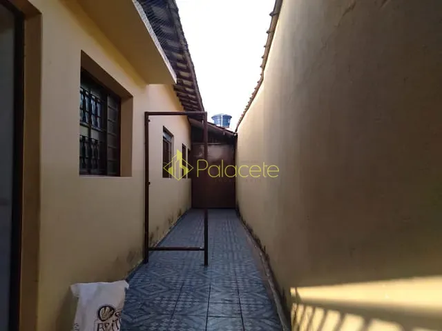 Casa com 570m² 3 quartos e 1 banheiro, à venda, no bairro Pedro Leme em Roseira