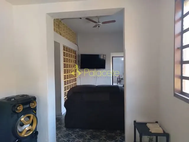 Casa com 570m² 3 quartos e 1 banheiro, à venda, no bairro Pedro Leme em Roseira