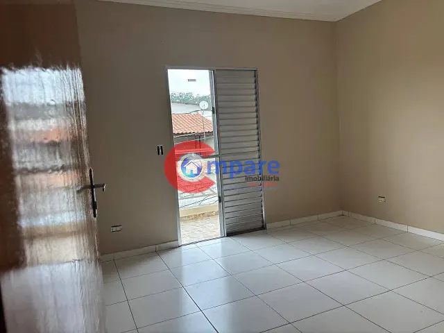 Casa 2 quartos e 1 banheiro, para alugar, no bairro Parque Continental III em Guarulhos