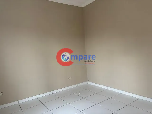 Casa 2 quartos e 1 banheiro, para alugar, no bairro Parque Continental III em Guarulhos