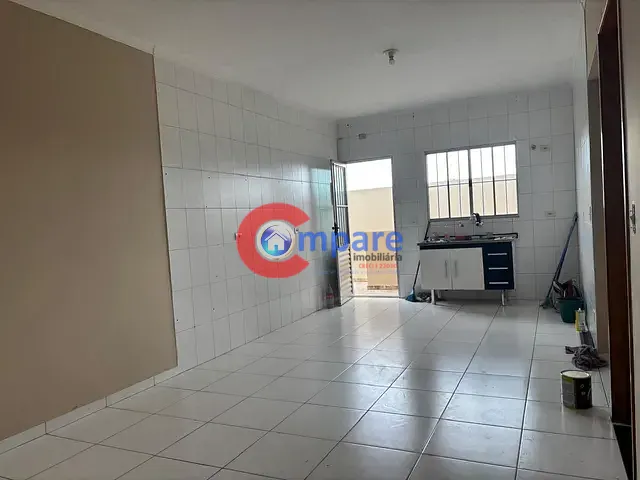 Casa 2 quartos e 1 banheiro, para alugar, no bairro Parque Continental III em Guarulhos