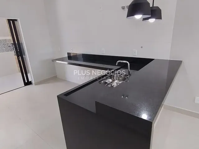 Casa com 150m² 3 quartos e 2 banheiros, à venda, no bairro Jardim Residencial Villagio Ipanema I em Sorocaba