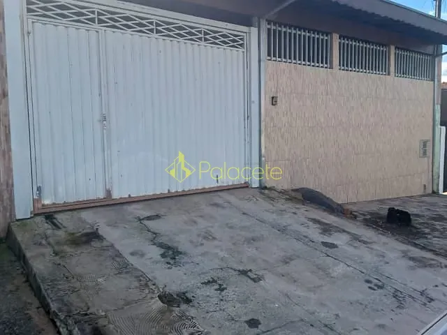 Casa 3 quartos e 2 banheiros, à venda, no bairro Residencial e Comercial Cidade Jardim em Pindamonhangaba