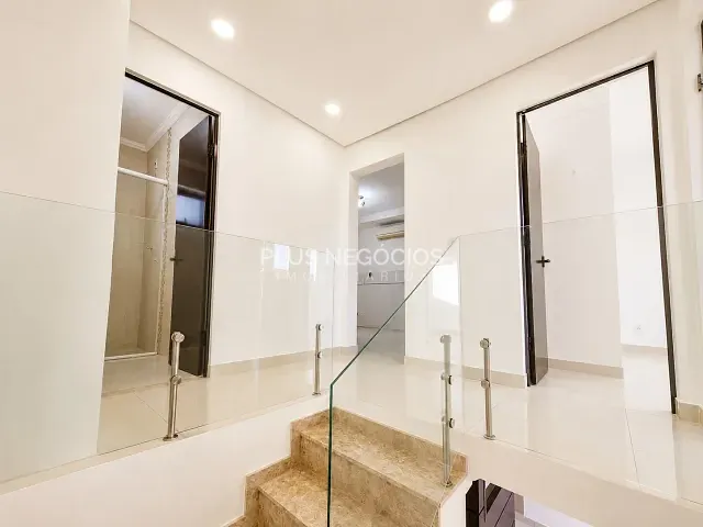 Casa com 193m² 3 quartos e 3 banheiros, à venda, no bairro Vossoroca em Votorantim