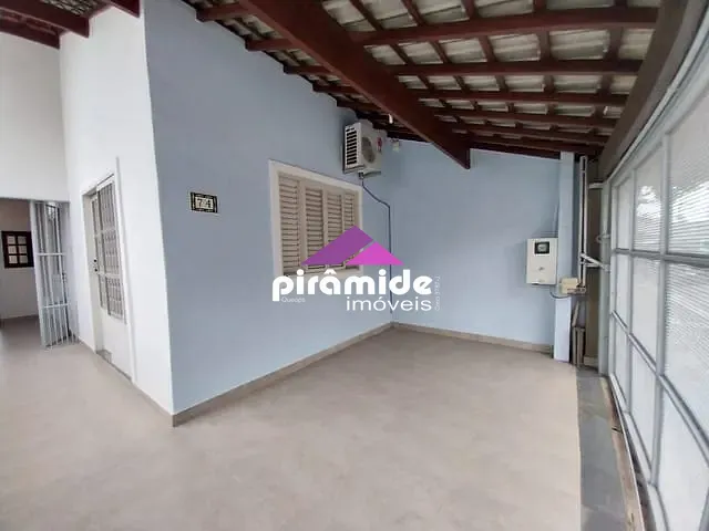 Casa com 150m² 2 quartos e 2 banheiros, para alugar, no bairro Vila ema em São José dos Campos