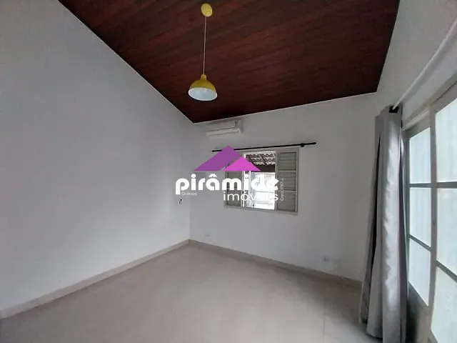 Casa com 150m² 2 quartos e 2 banheiros, para alugar, no bairro Vila ema em São José dos Campos