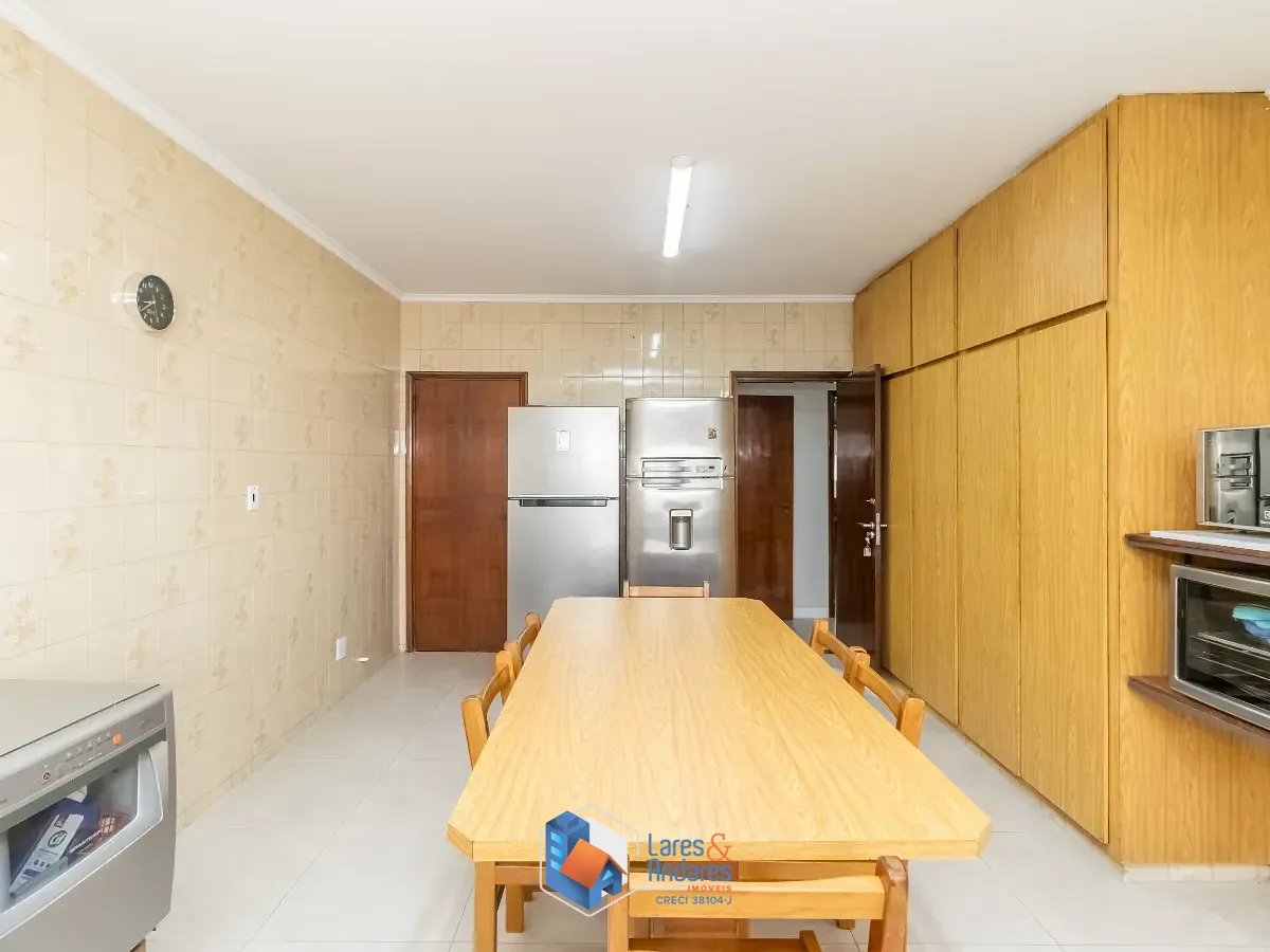 Casa, 3 quartos, 245 m² - Foto 44