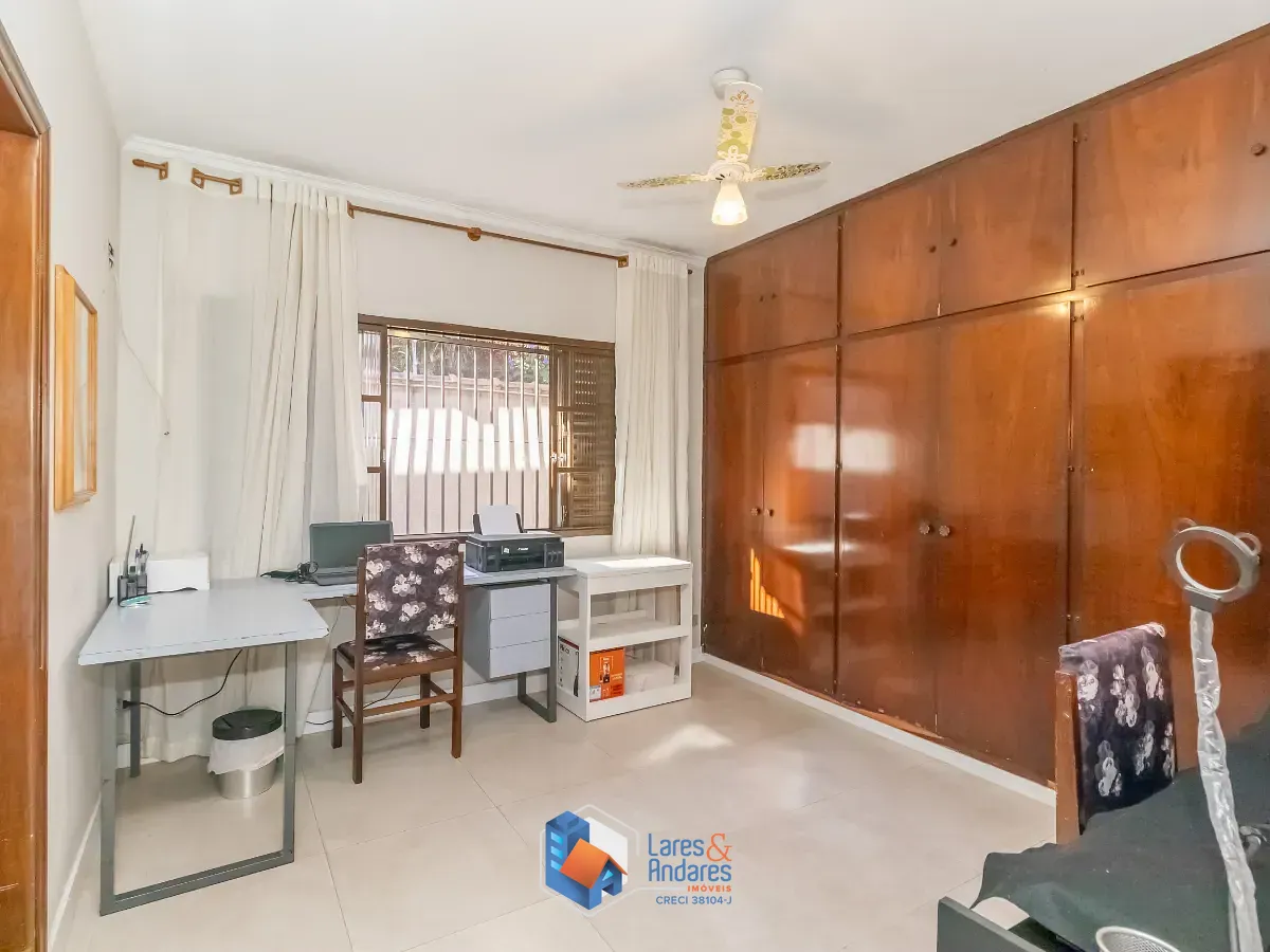 Casa, 3 quartos, 245 m² - Foto 35