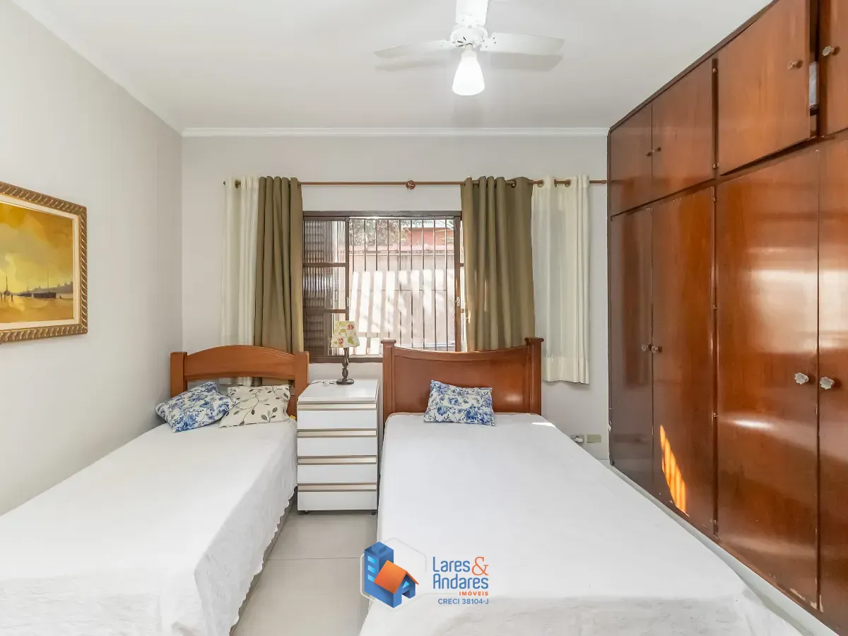 Casa, 3 quartos, 245 m² - Foto 32