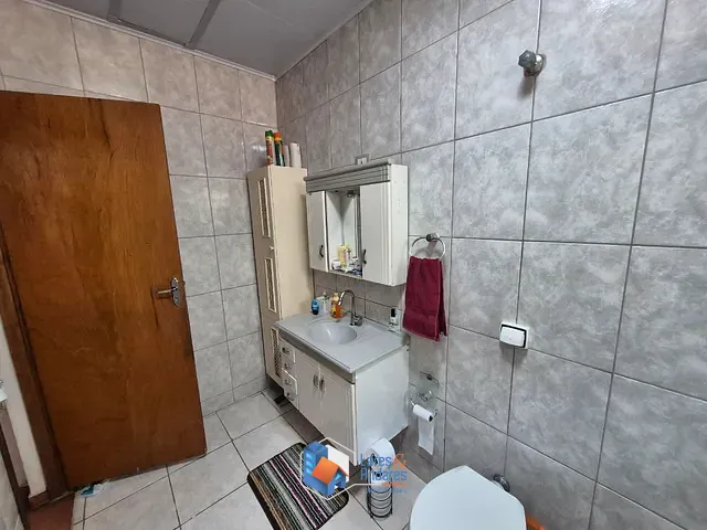 Casa com 250m² 2 quartos e 2 banheiros, à venda, no bairro Jardim Maria Luiza em São Paulo