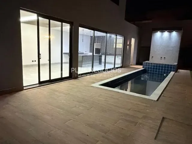 Casa com 360m² 4 quartos e 5 banheiros, à venda, no bairro Cajuru do Sul em Sorocaba