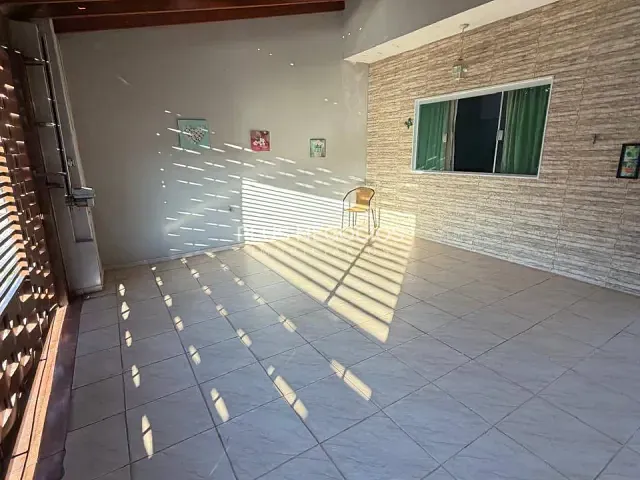 Casa com 132m² 3 quartos e 2 banheiros, à venda, no bairro Jardim Residencial Villa Amato em Sorocaba
