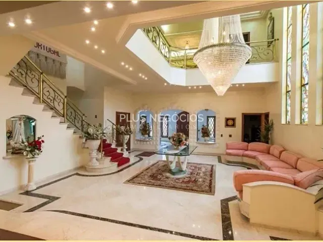 Casa com 1800m² 6 quartos e 9 banheiros, à venda, no bairro Cond Portal Rapaso em Sorocaba