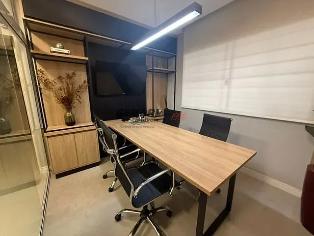 Casa à venda ou para alugar, no bairro Vila Avaí em Indaiatuba