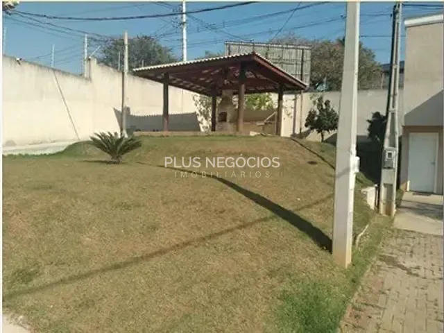 Casa 2 quartos e 1 banheiro, à venda, no bairro Vila Mineirão em Sorocaba