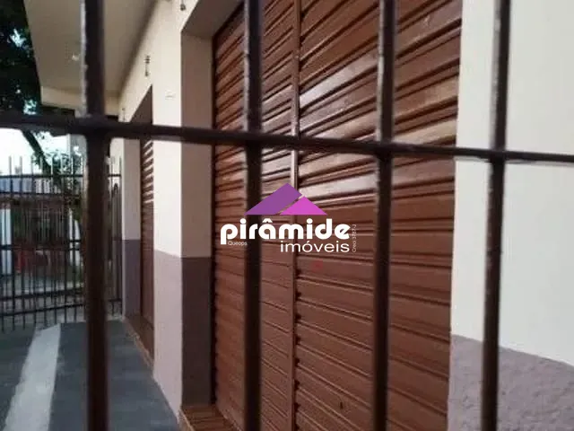Casa com 175m² 3 quartos e 2 banheiros, à venda, no bairro Vila Ester em São José dos Campos
