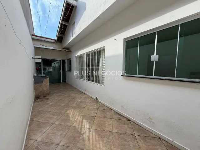 Casa 2 quartos e 2 banheiros, à venda, no bairro Jardim Wanel Ville V em Sorocaba