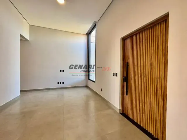 Casa com 203m² 3 quartos e 2 banheiros, à venda, no bairro Loteamento Park Gran Reserve em Indaiatuba