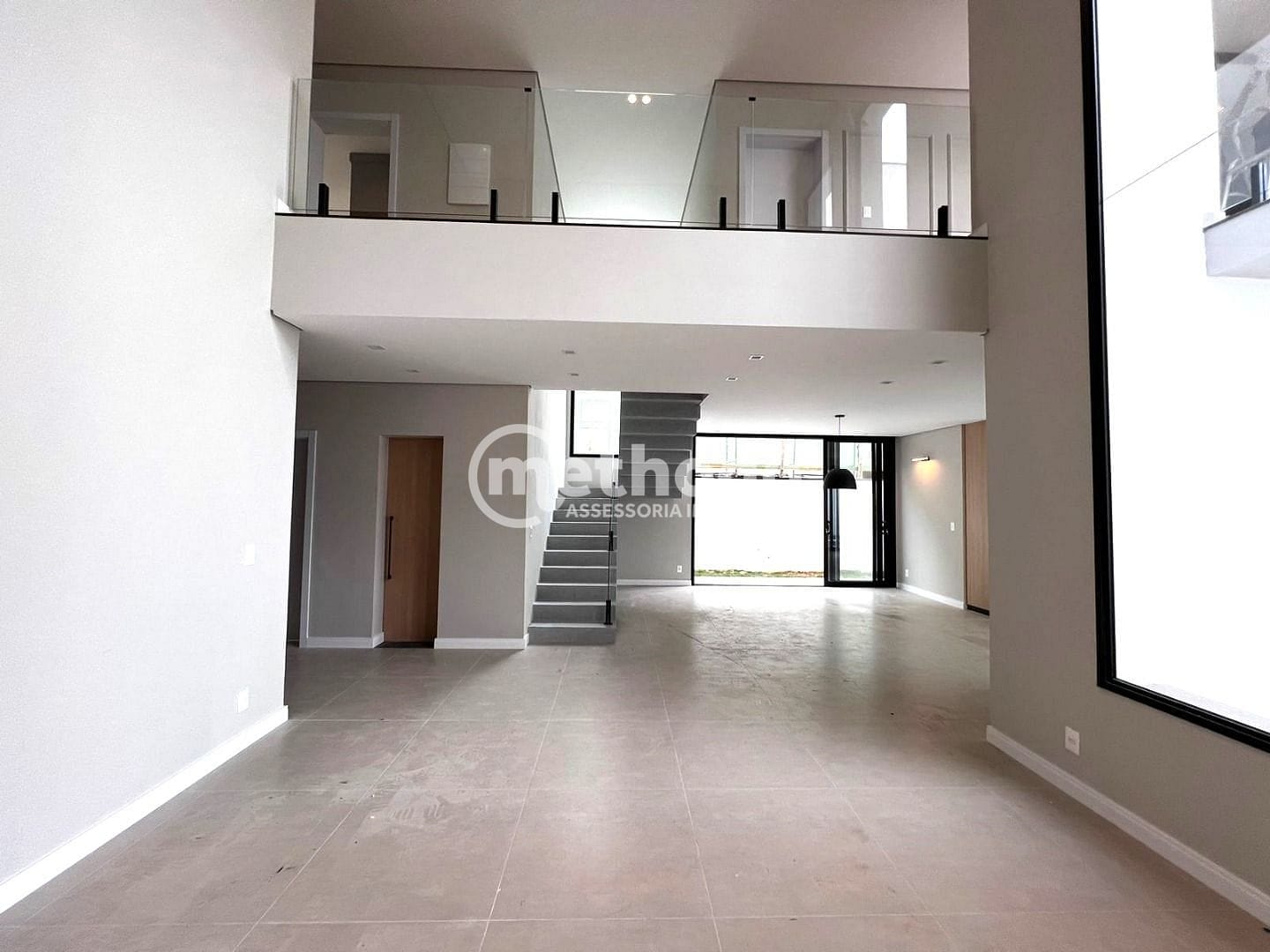 Casa, 5 quartos, 360 m² - Foto 1